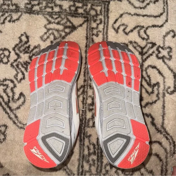 Altra Rivera - Picture 5 of 6